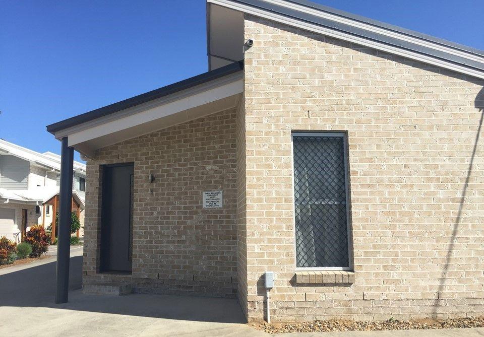 Prop-GPT: House: QLD Burpengary, QLD 4505 Charming 2-Bedroom, 1-Bathroom Townhouse in the Heart of Burpengary
