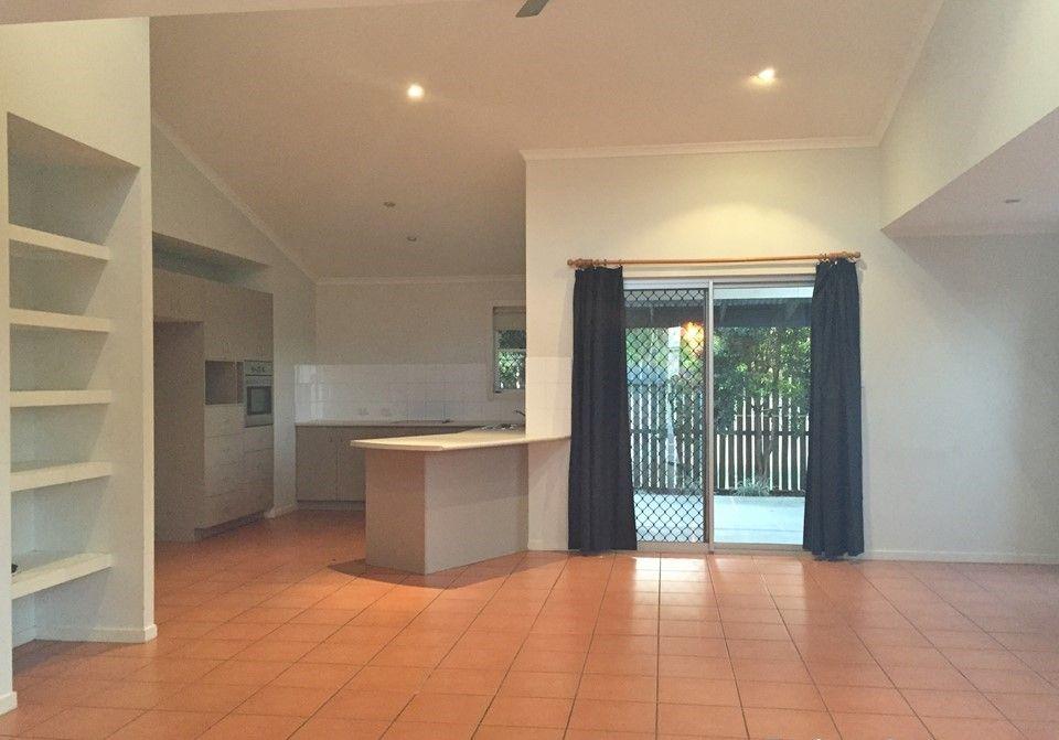 Charming 2-Bedroom, 1-Bathroom Townhouse in the Heart of Burpengary