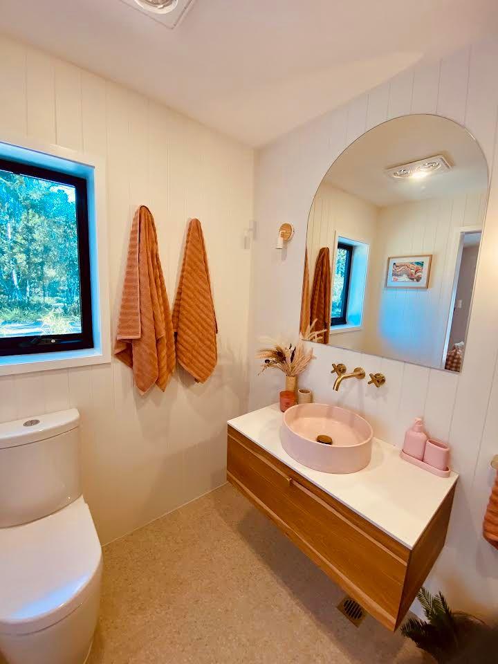 Charming Hinterland Cottage