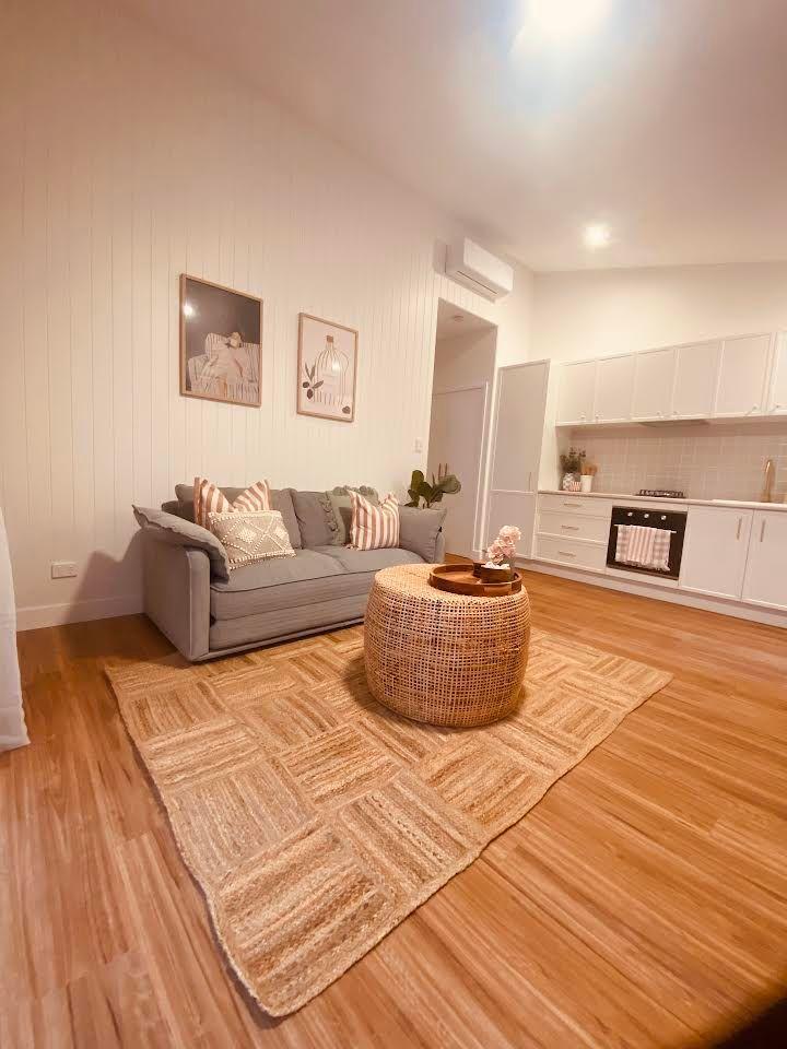 Charming Hinterland Cottage