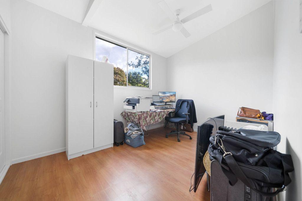 Rare Acerage Opportunity in Flagstone- TEENAGE RETREAT!