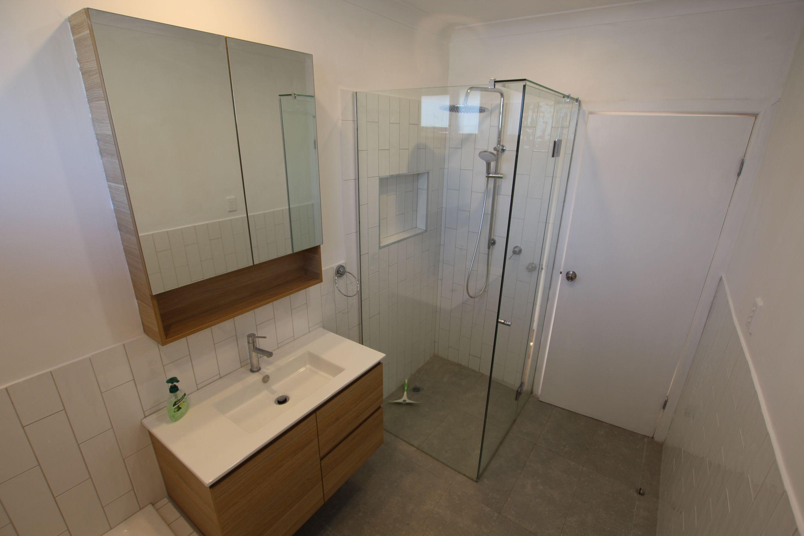 Beautiful 3-Bedroom Family Home with Pool!