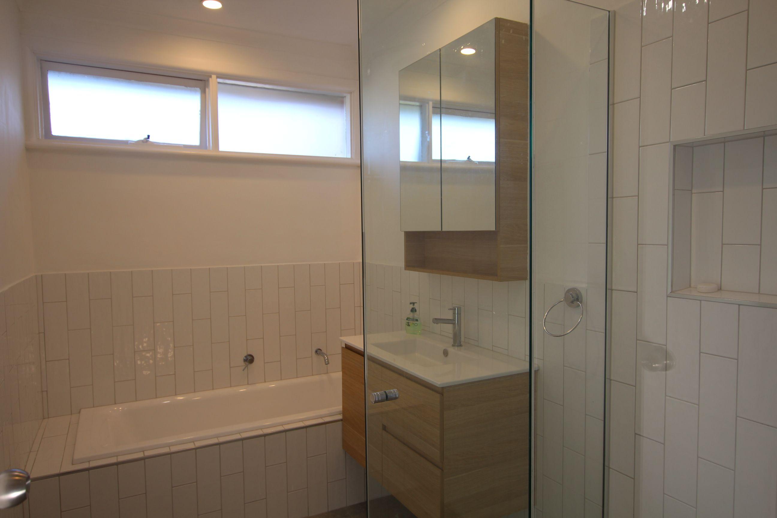 Beautiful 3-Bedroom Family Home with Pool!