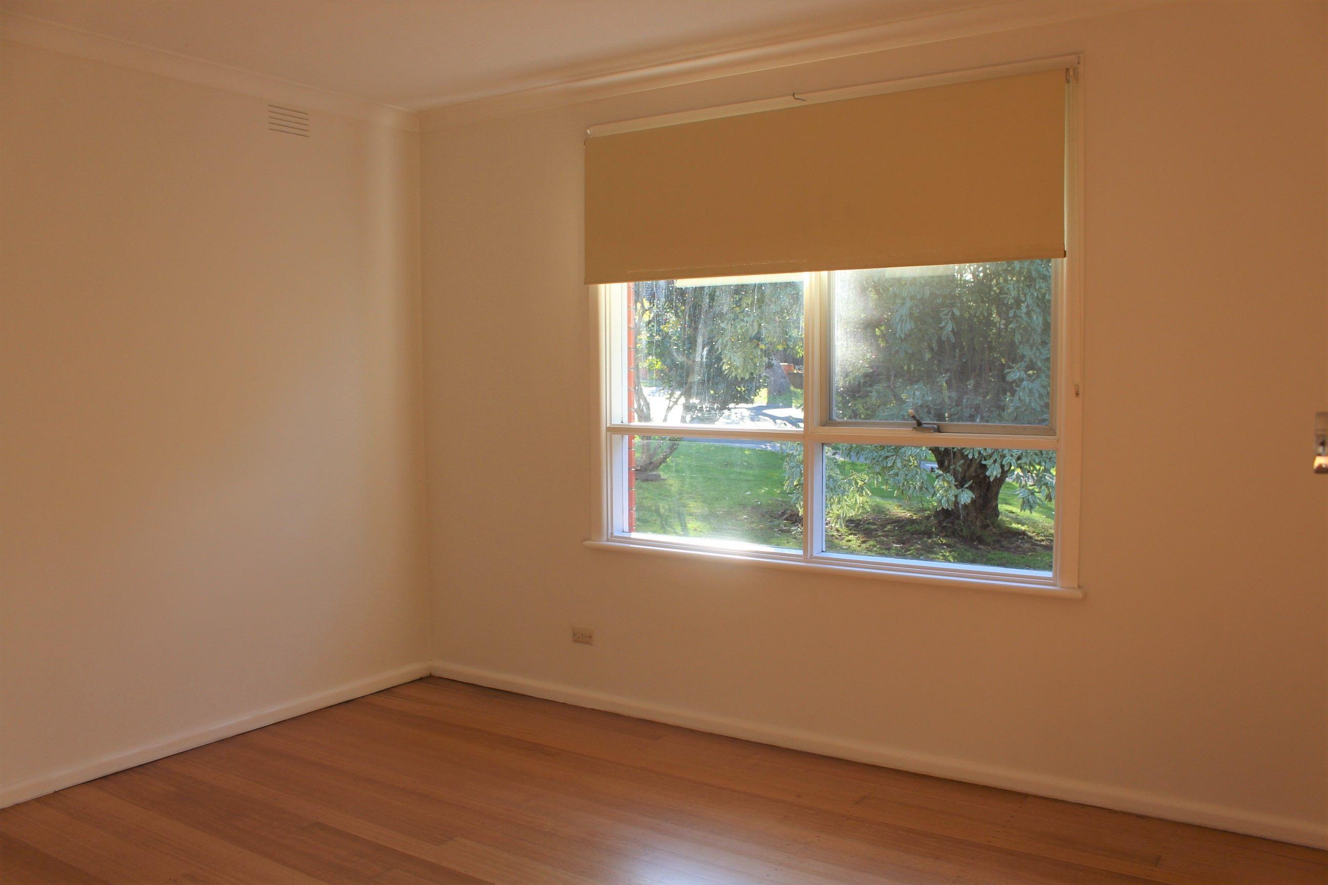 Beautiful 3-Bedroom Family Home with Pool!