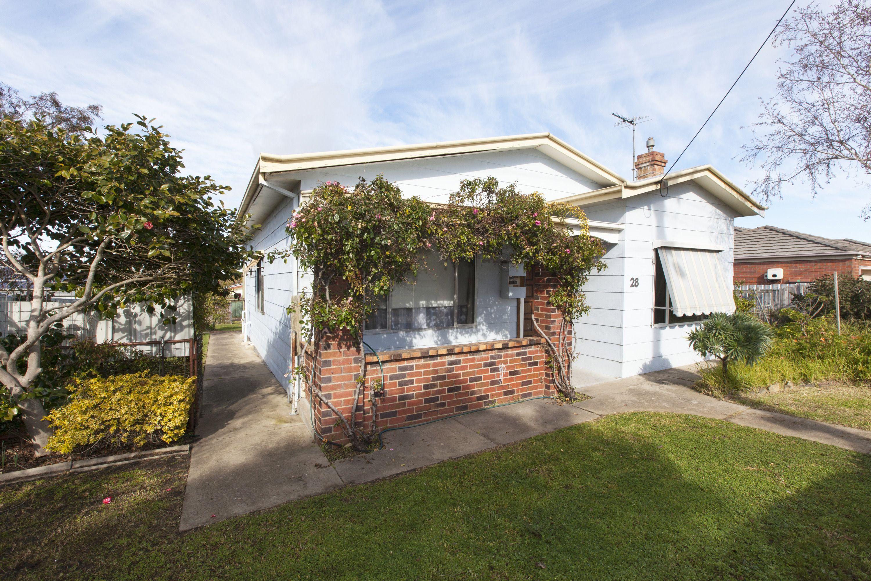 Charming Home in a Prime Location - Walk to the Main Street!