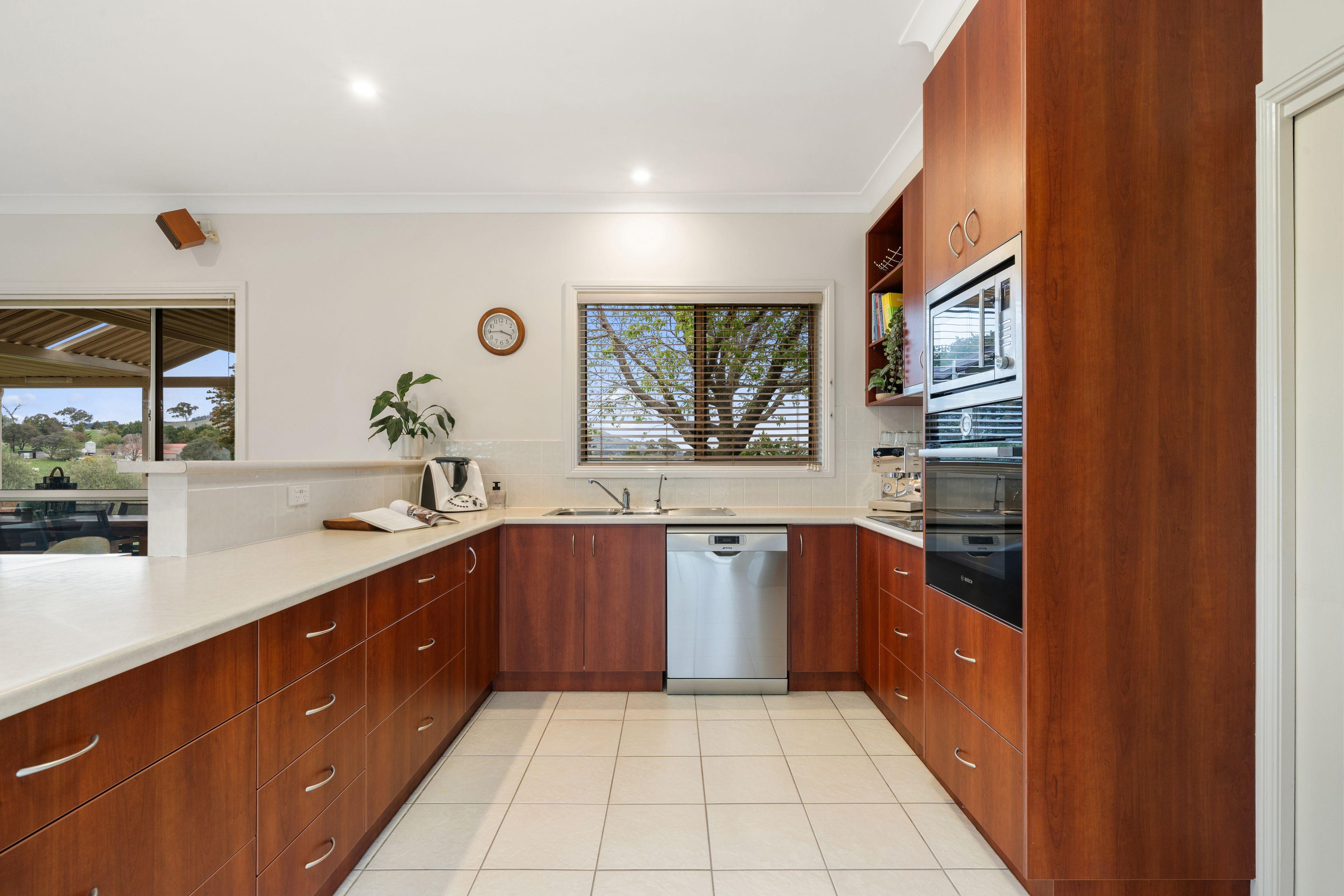 OUTSTANDING RURAL ESTATE