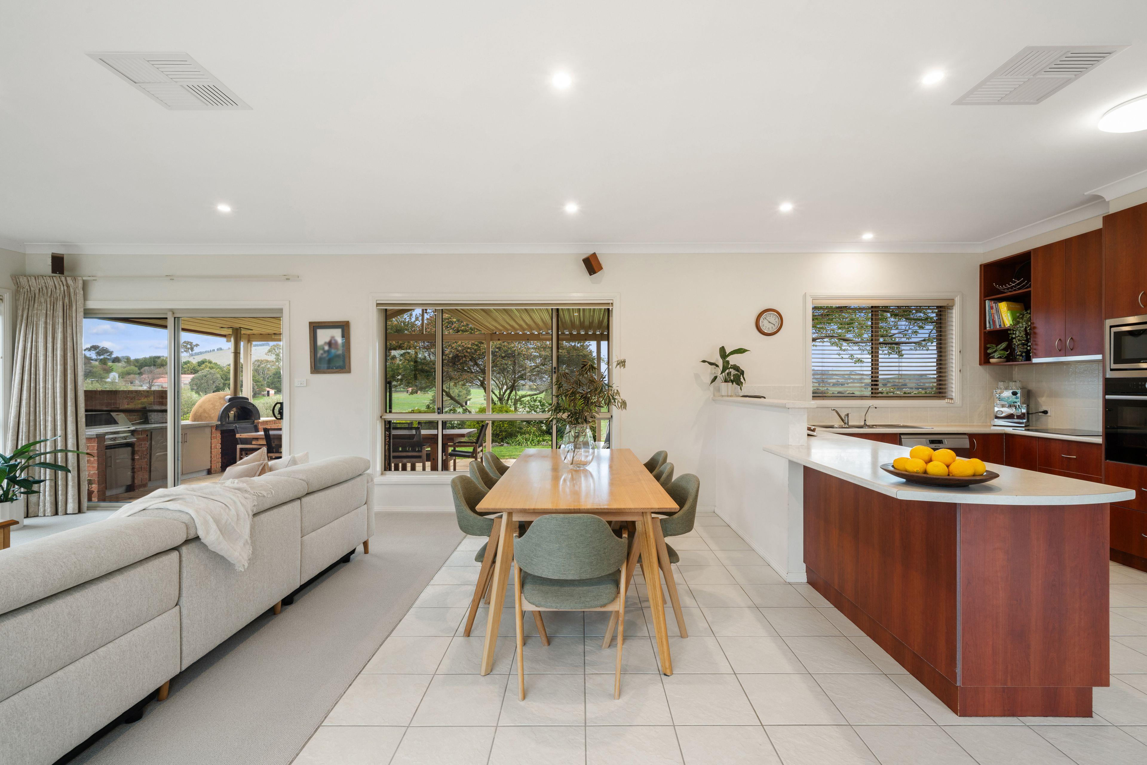 OUTSTANDING RURAL ESTATE