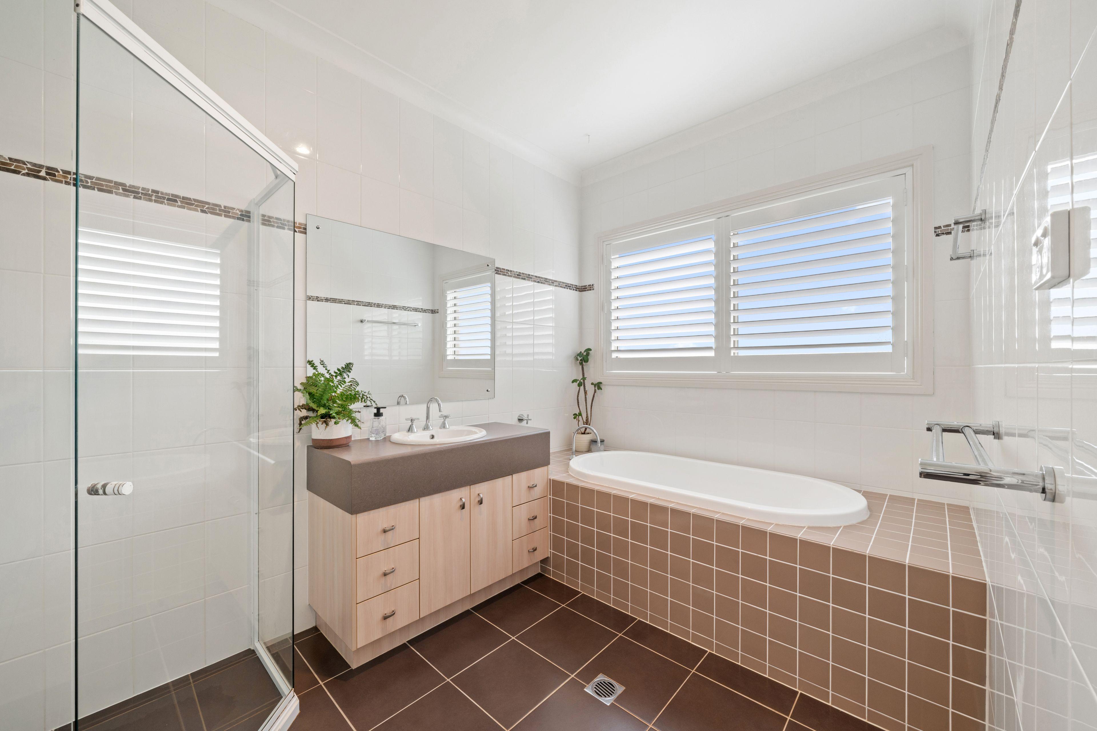 OUTSTANDING RURAL ESTATE