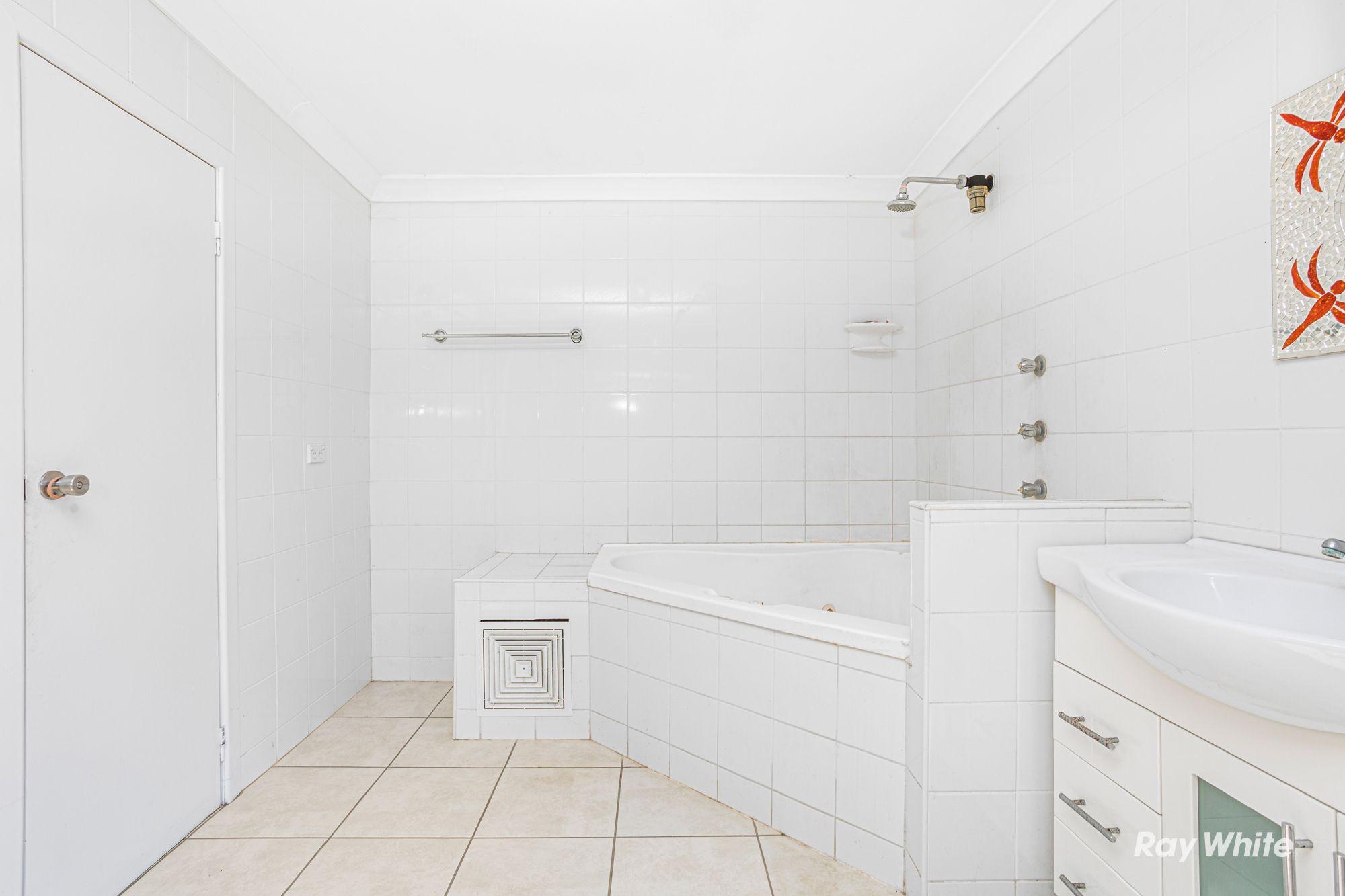 200+ acres of country meets Coast- The ultimate Beef to Reef Lifestyle