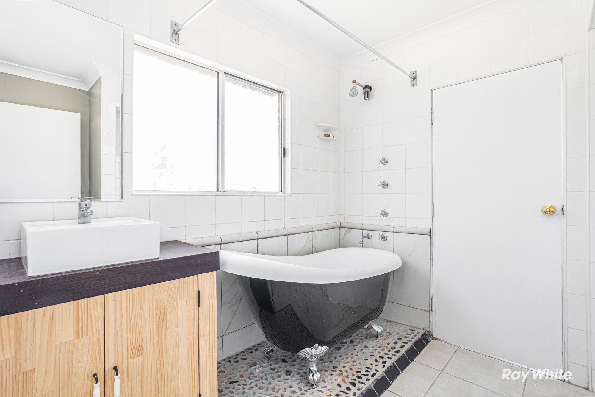 200+ acres of country meets Coast- The ultimate Beef to Reef Lifestyle