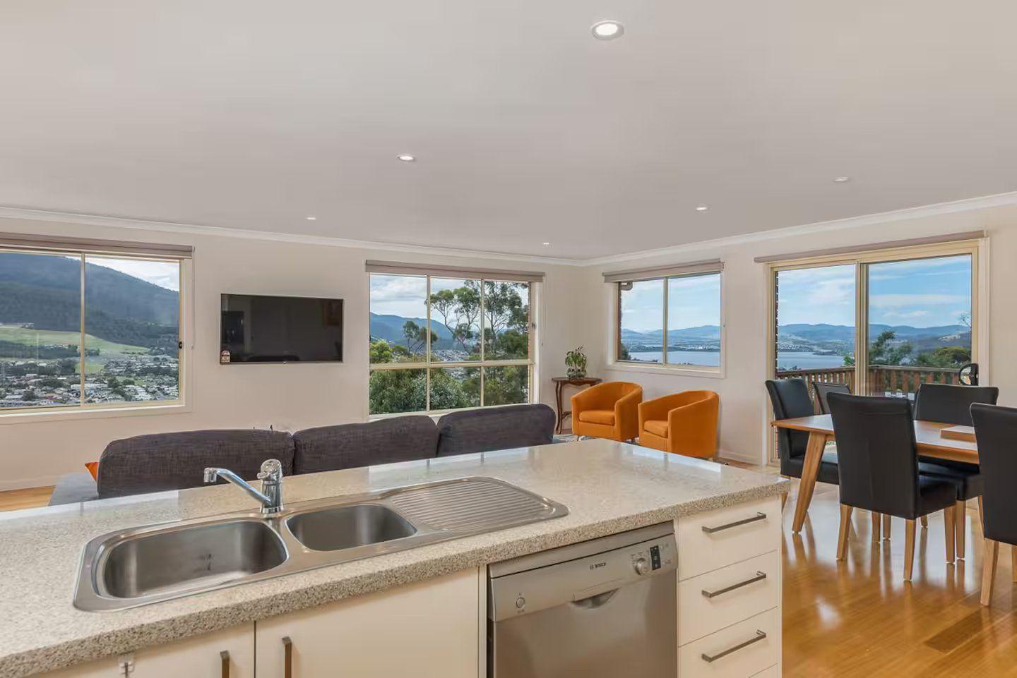 1/3 Mayhill Court, WEST MOONAH, TAS 7009 - House for Rent - harcourts.net