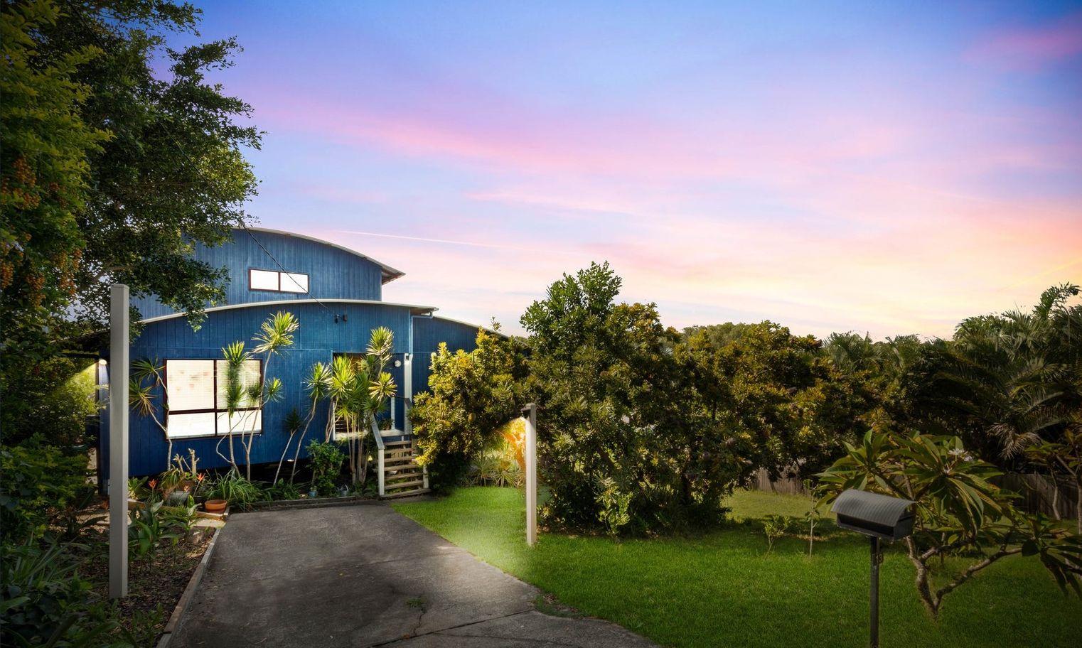 Prop-GPT: House: QLD Peregian Beach, QLD 4573 13 Paldao Rise, PEREGIAN BEACH, QLD 4573 - House for Rent - harcourts.net