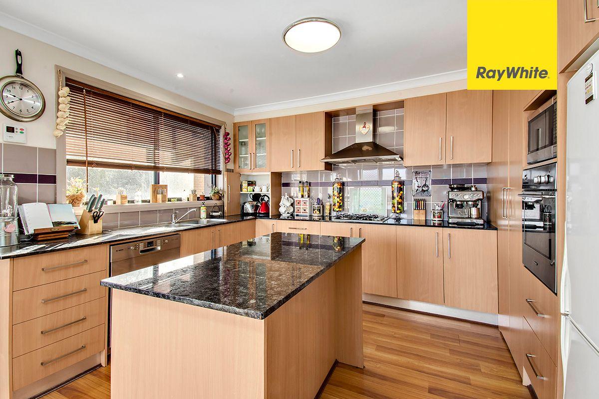 Luxurious Home In Sought After Suburb- Only avaliable for 6 month lease