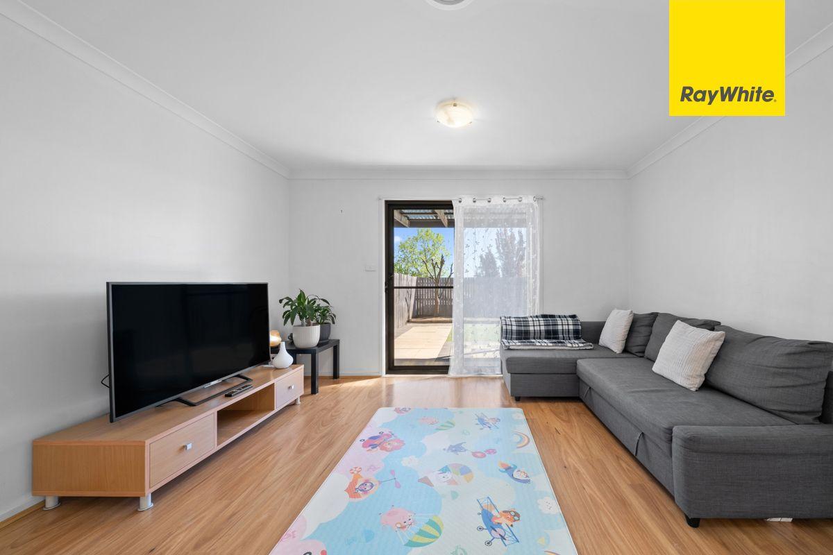 Modern living in New Macgregor