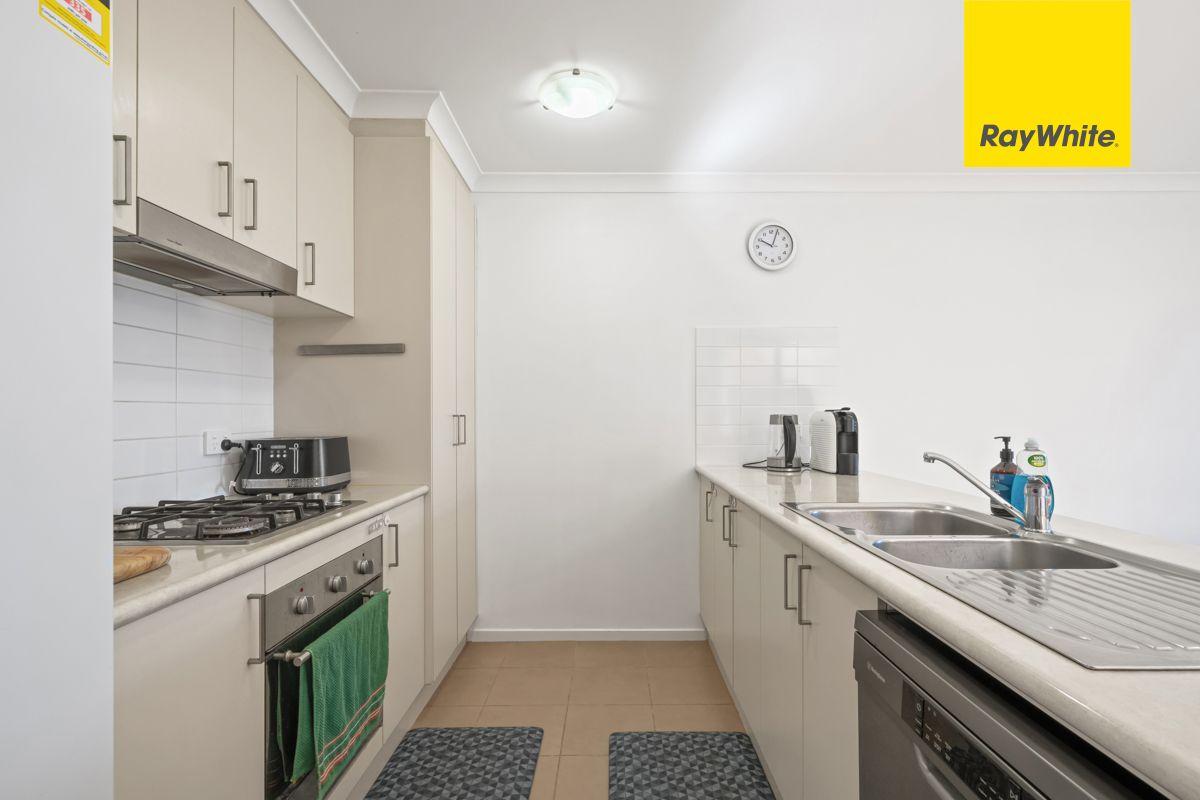 Modern living in New Macgregor