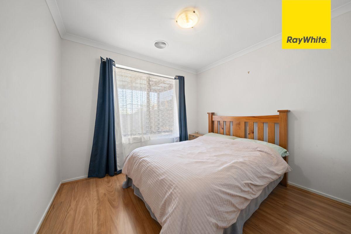 Modern living in New Macgregor