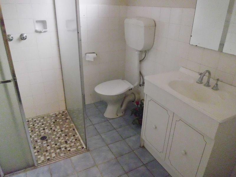 GREAT SPOT MOTEL STYLE UNIT!