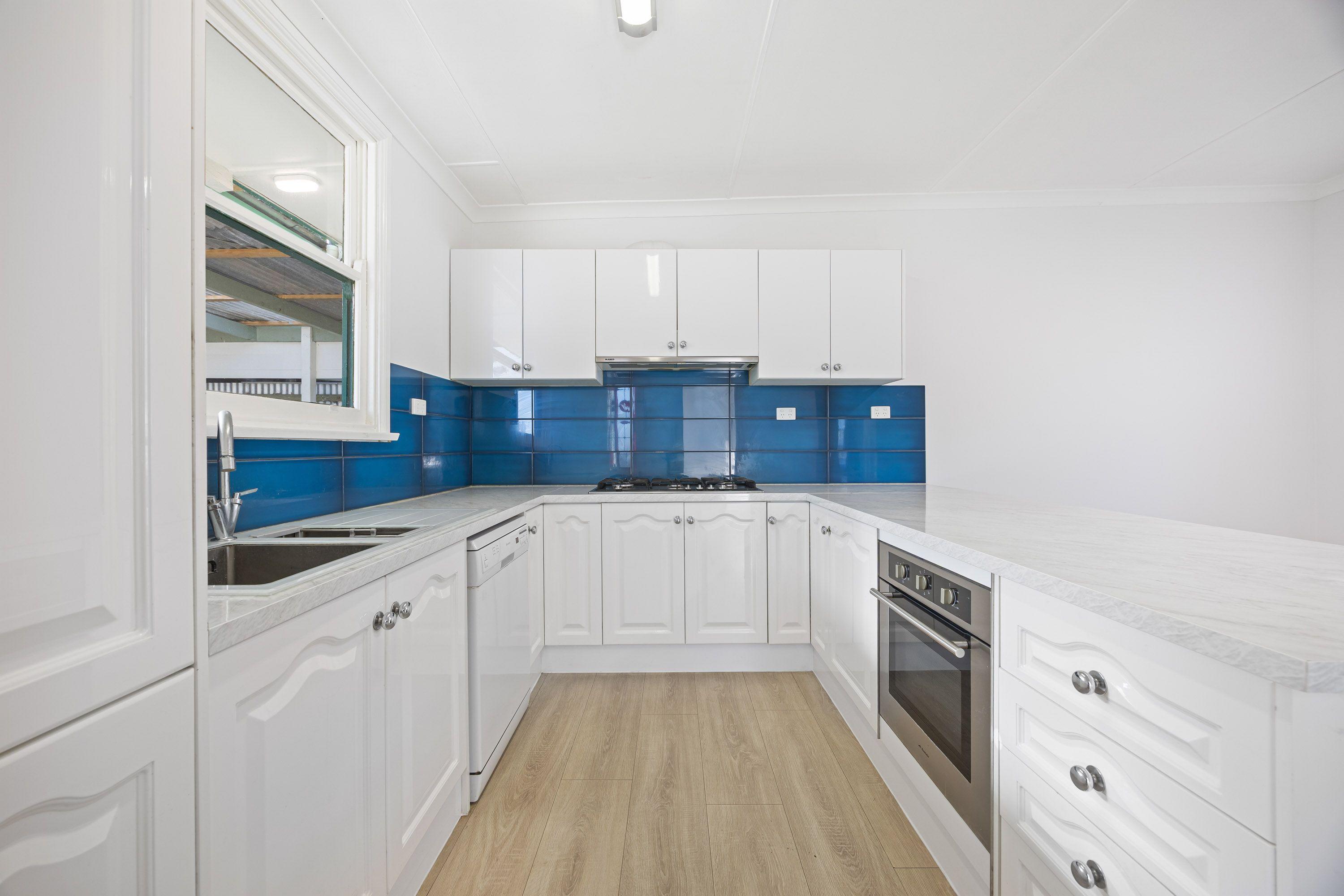 Beautiful Heritage Home for Rent: 330 Drummond Street South, Ballarat Location, Location, Location!