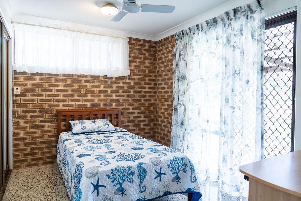 Fully Furnished 3 Bedroom Rural Retreat