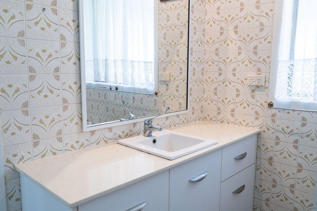 Fully Furnished 3 Bedroom Rural Retreat