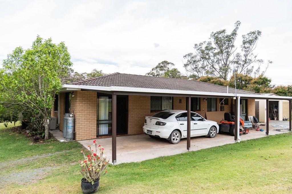 Fully Furnished 3 Bedroom Rural Retreat