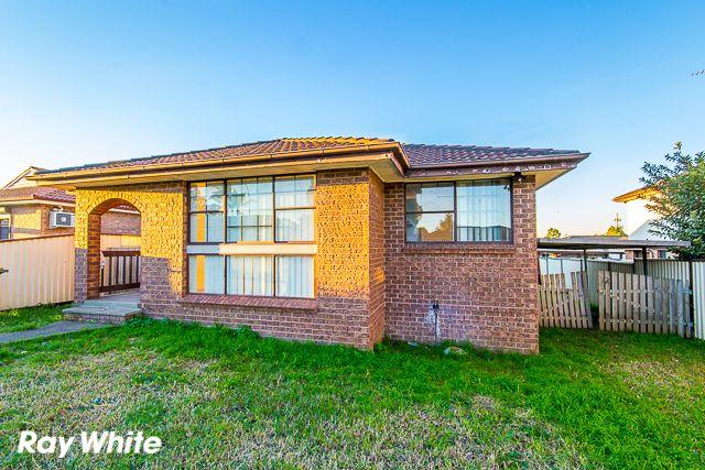 Prop-GPT: House: NSW Bonnyrigg, NSW 2177 Floor boards throughout