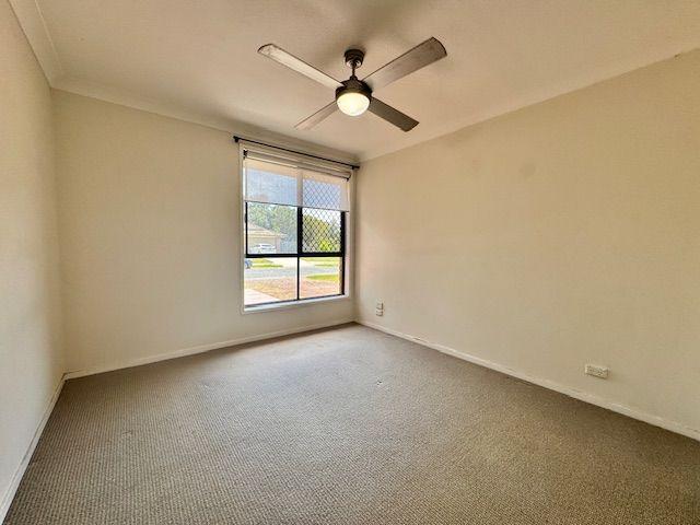 2 BEDROOM DUPLEX CLOSE TO SHOPPING CENTRE