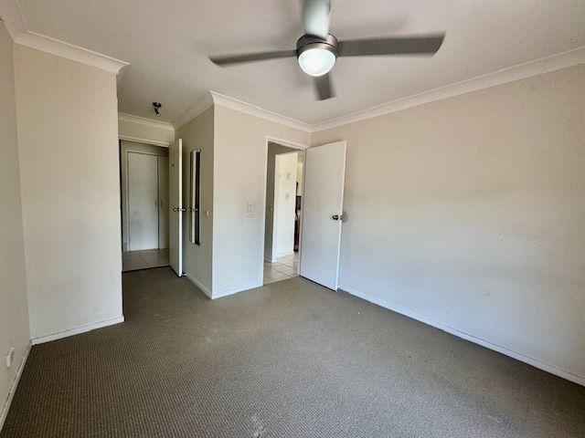 2 BEDROOM DUPLEX CLOSE TO SHOPPING CENTRE