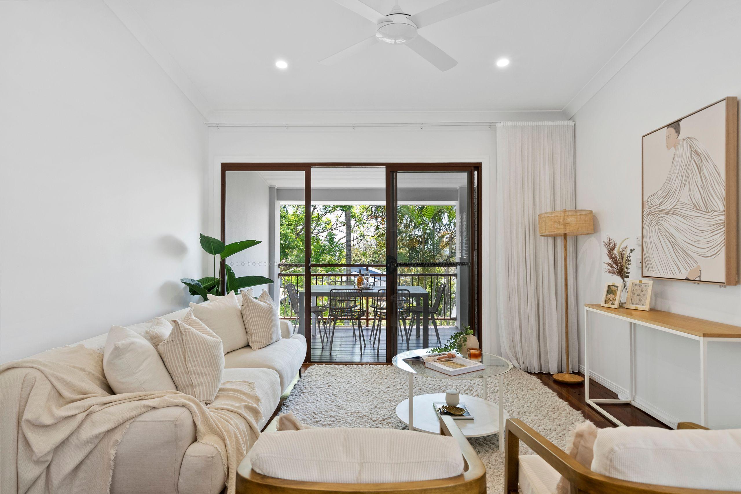 Prop-GPT: DuplexSemi-detached: QLD Tugun, QLD 4224 Elevated Excellence: Impeccable Tugun Duplex