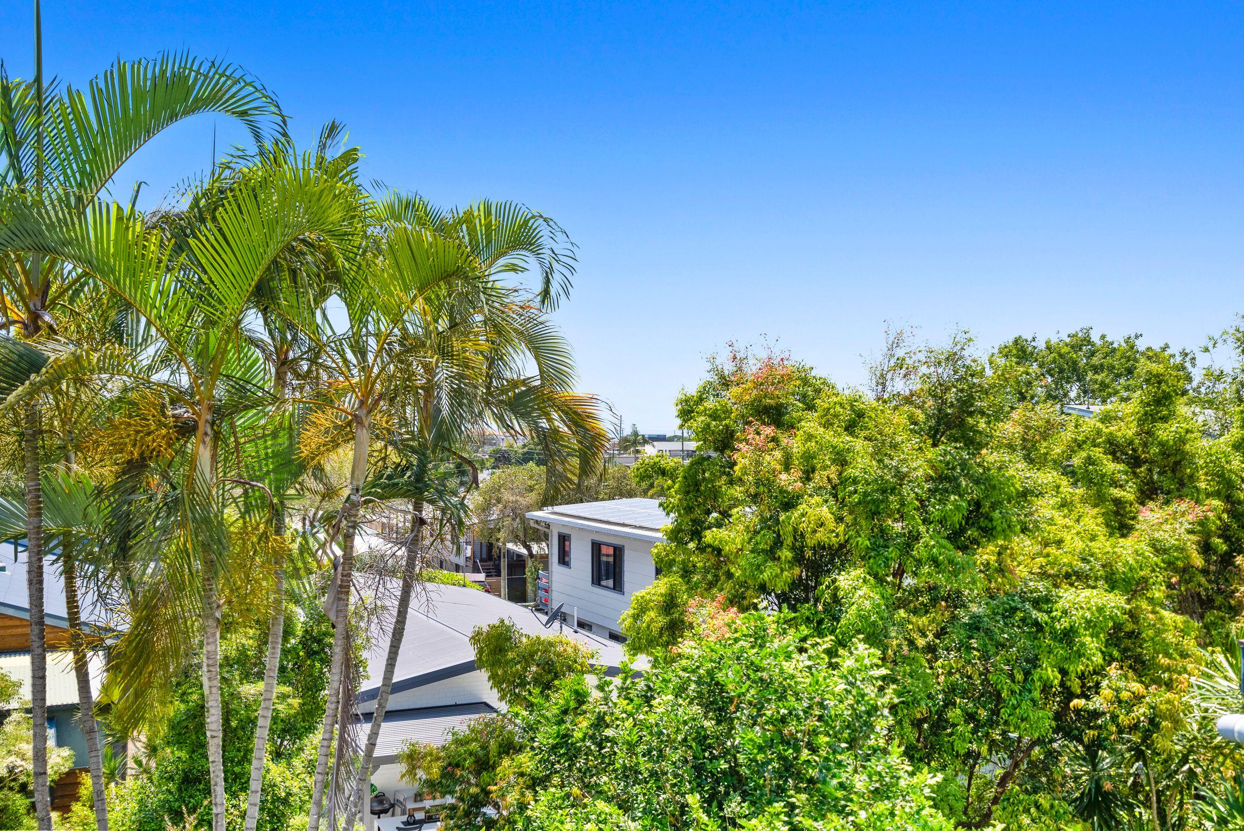 Elevated Excellence: Impeccable Tugun Duplex