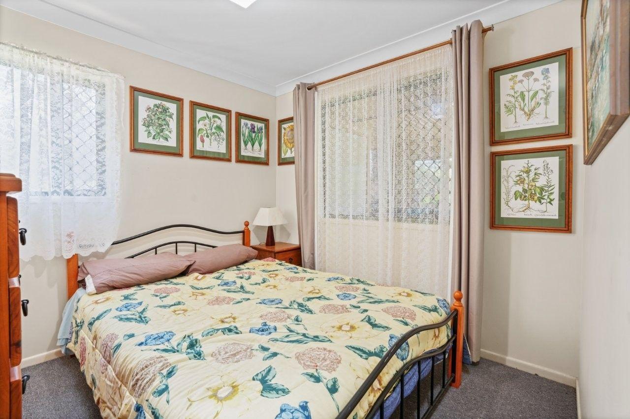 Peaceful 5-Acre Lifestyle Escape with Sheds, Dam & Valley Views