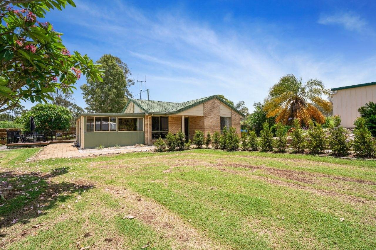 Peaceful 5-Acre Lifestyle Escape with Sheds, Dam & Valley Views