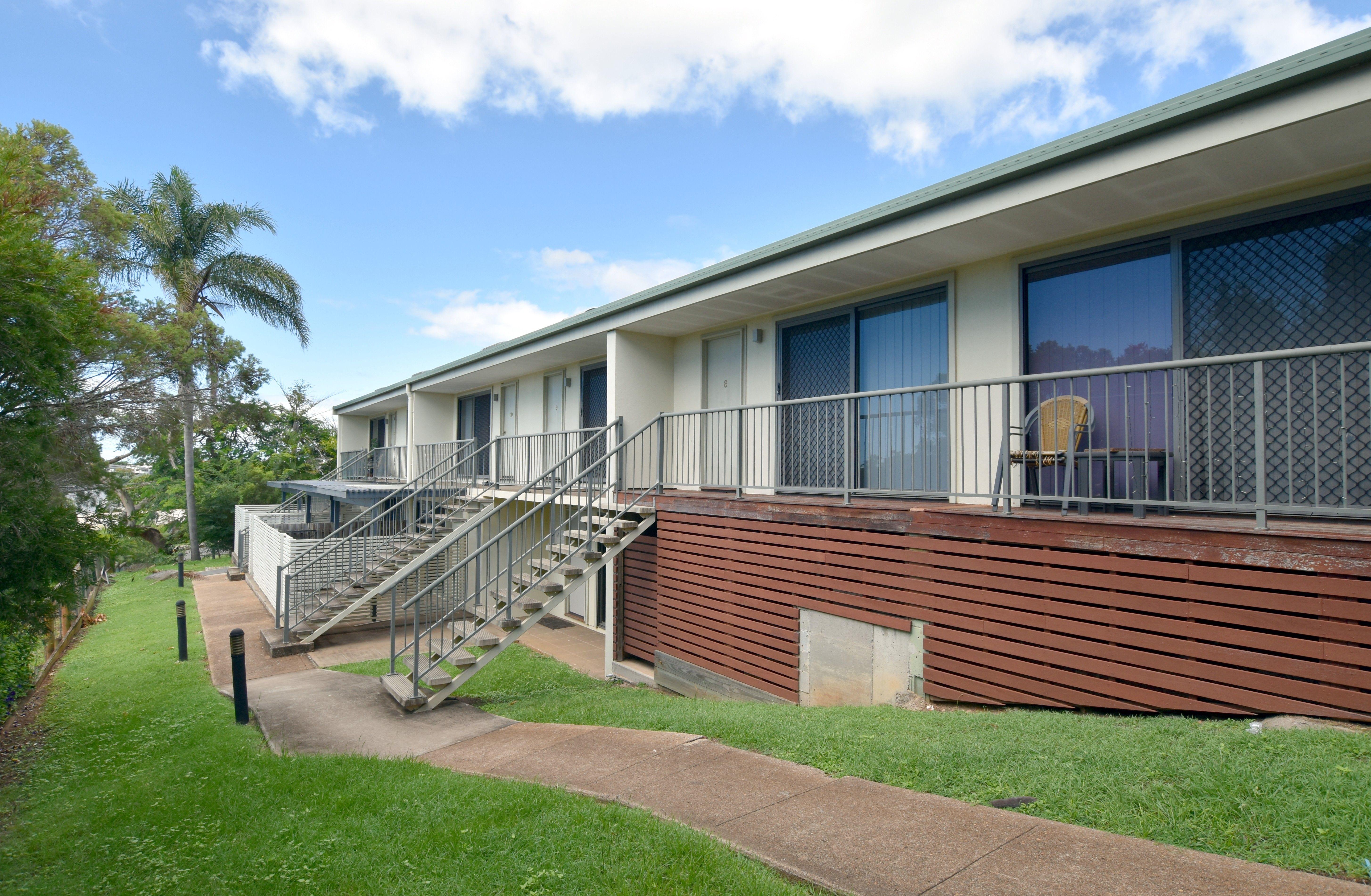 APPLICATIONS CLOSED :: FULLY SELF CONTAINED UNIT CLOSE TO CBD