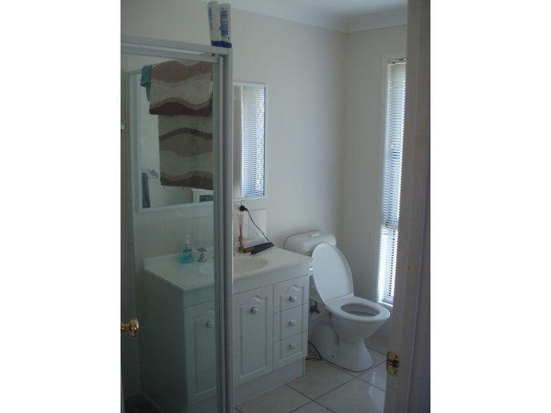 4 BEDROOM 2 BATHROOM 2 GARAGE LOCATED AT GLEN EDEN 6MTH LEASE WITH OPTION TO RENEW