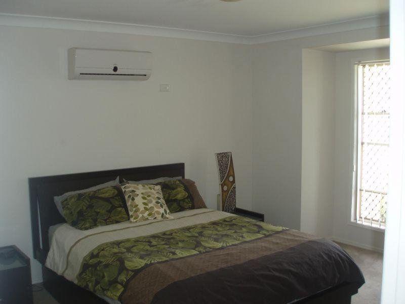 4 BEDROOM 2 BATHROOM 2 GARAGE LOCATED AT GLEN EDEN 6MTH LEASE WITH OPTION TO RENEW