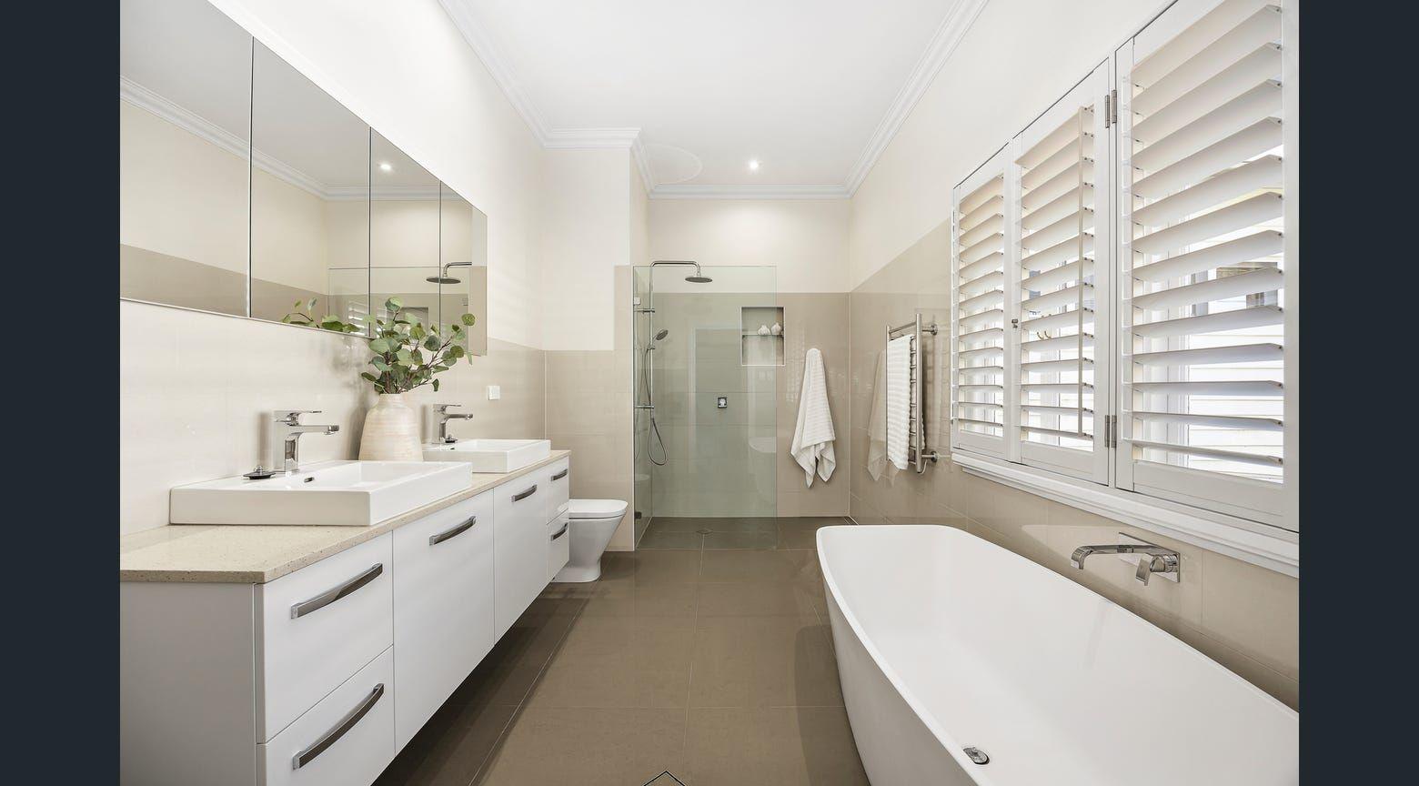 Welcome Home Family Comfort and Lifestyle in Leafy Indooroopilly