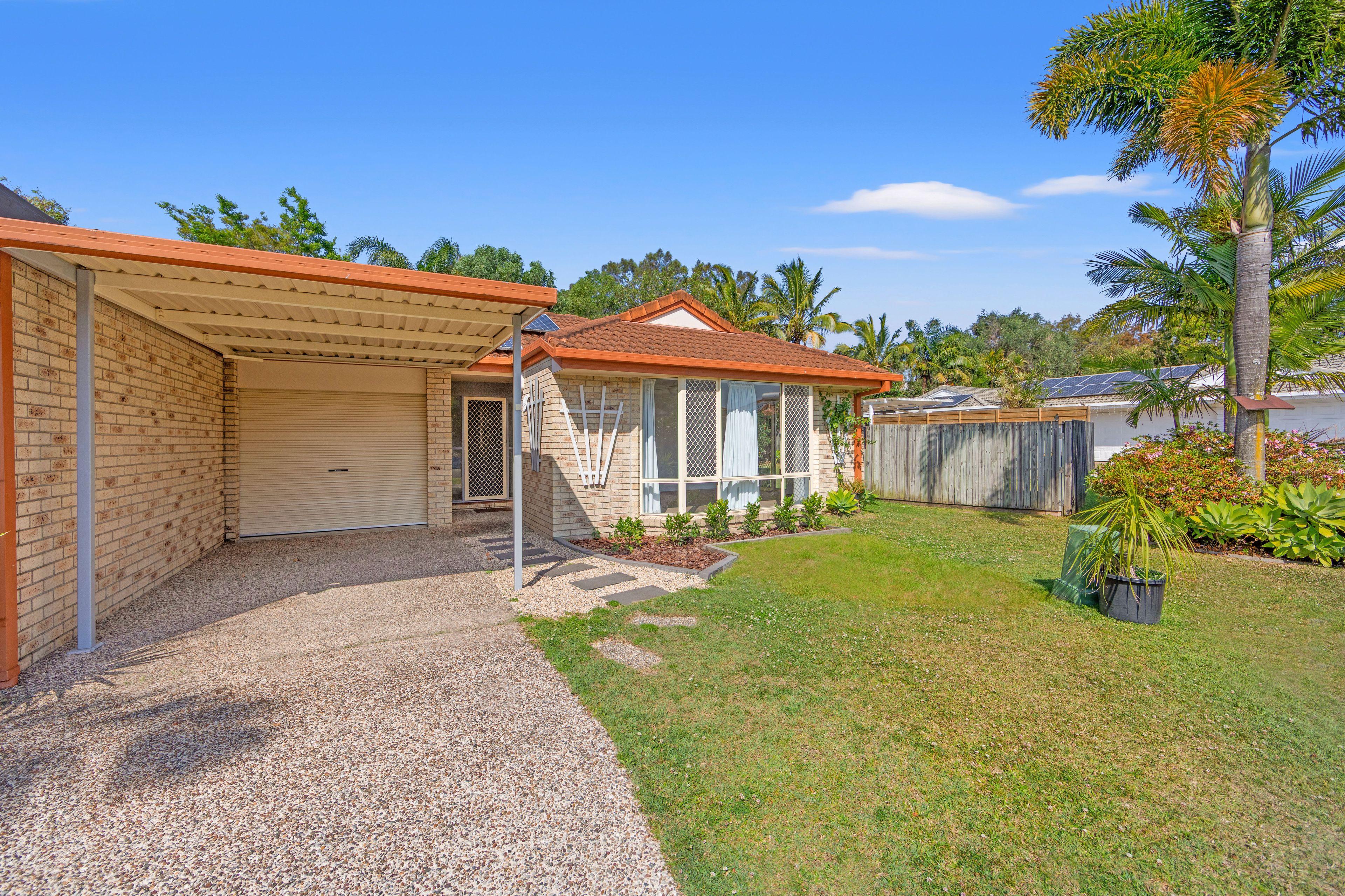 Prop-GPT: Unit: QLD Currumbin Waters, QLD 4223 Currumbin Waters Quiet Sanctuary