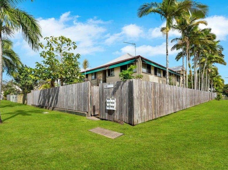 Prop-GPT: Unit: QLD Parramatta Park, QLD 4870 2 Bedroom Ground floor unit close to City