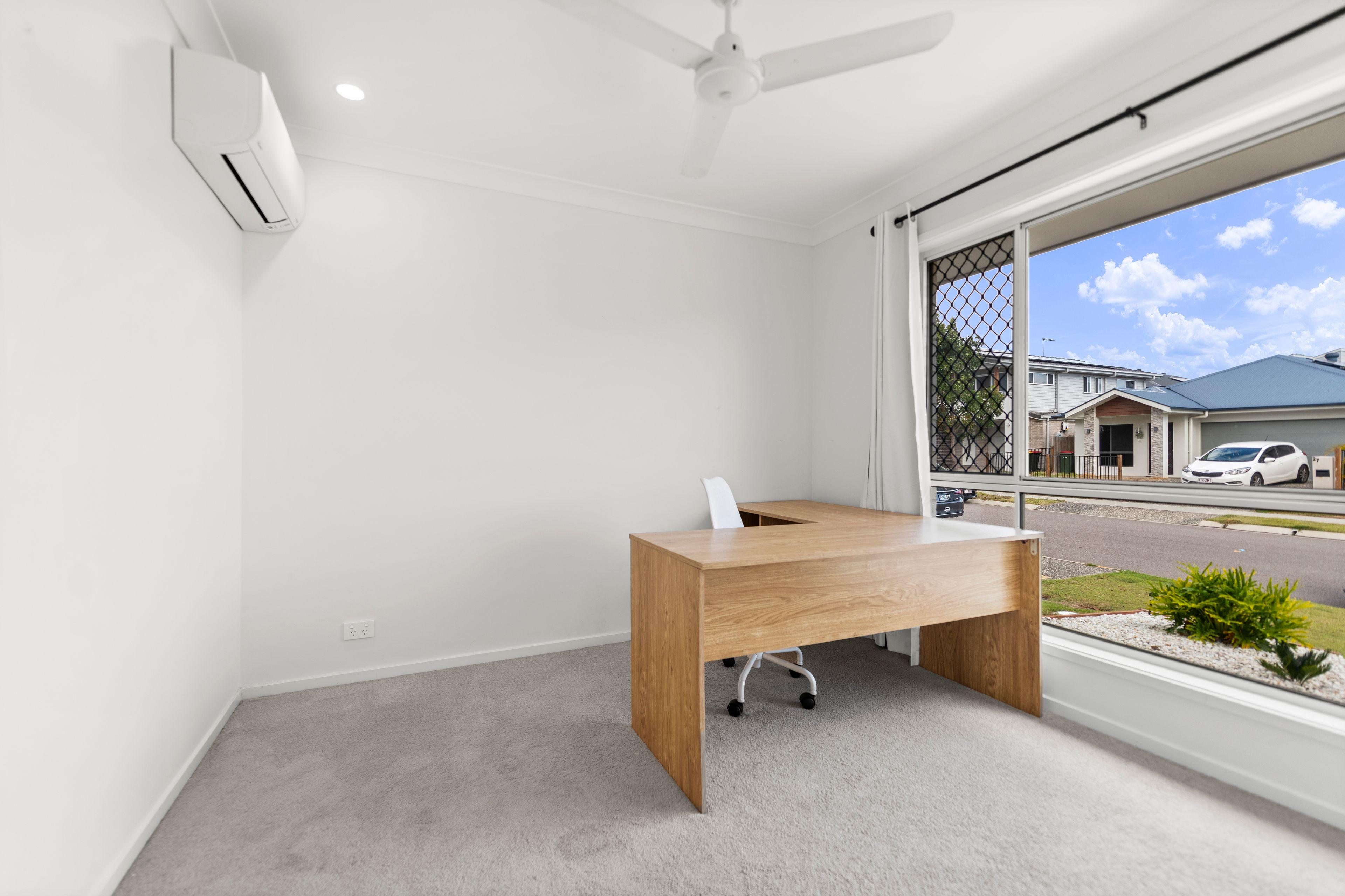 Stylish & Modern Home in Capestone Estate