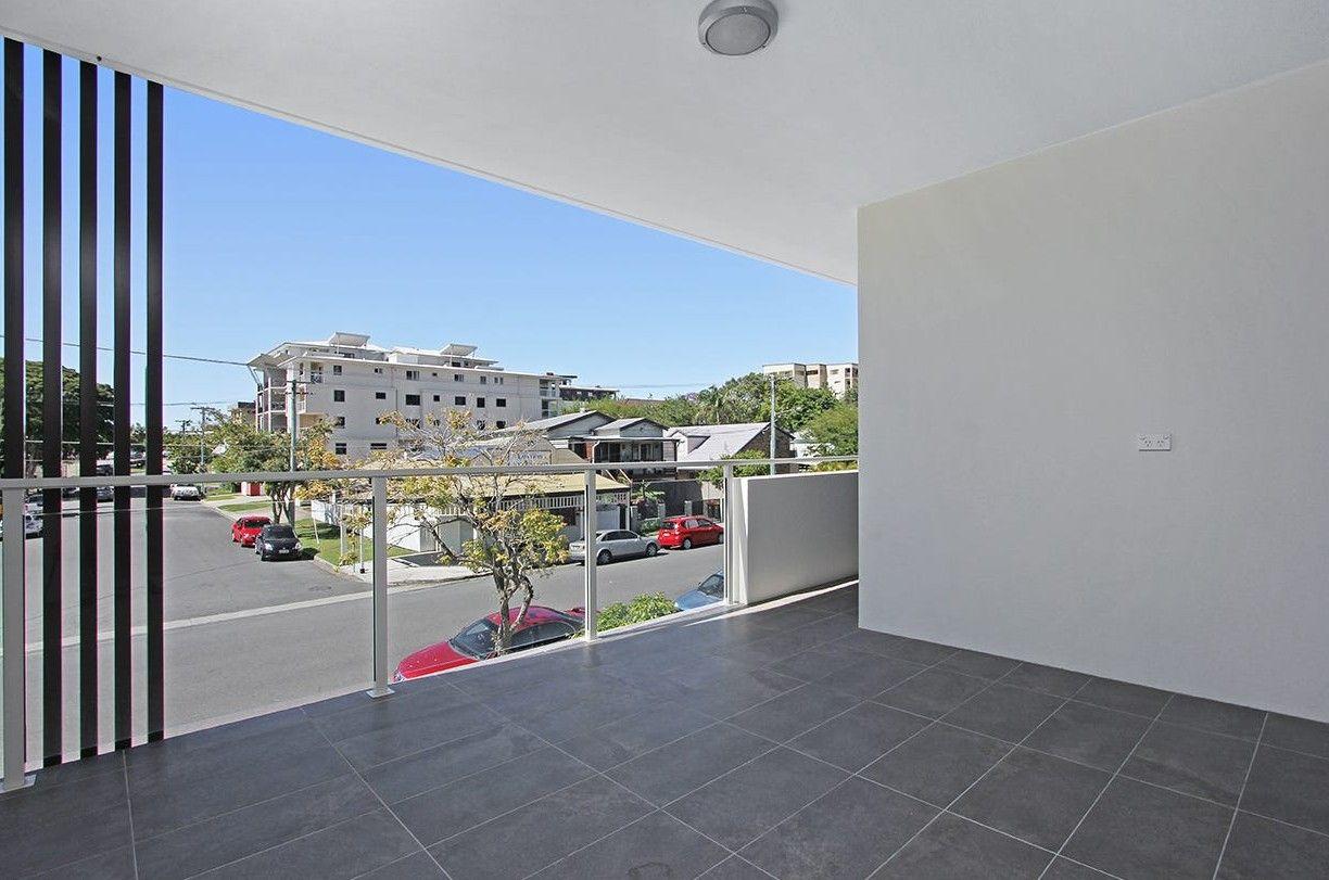 2/17 Hows Road, NUNDAH, QLD 4012 - Apartment for Rent - harcourts.net