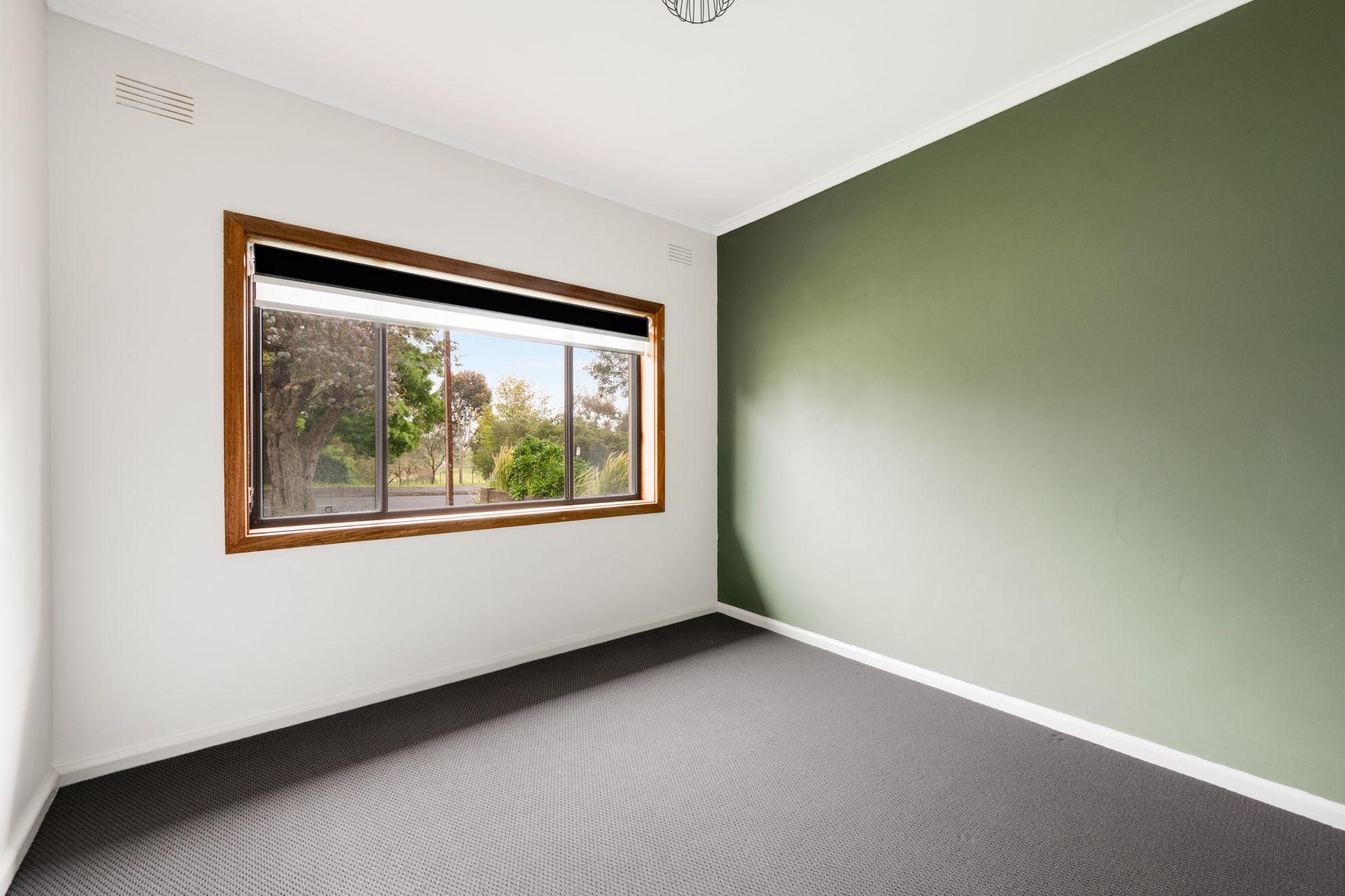 Spacious, Modern & Low Maintenance