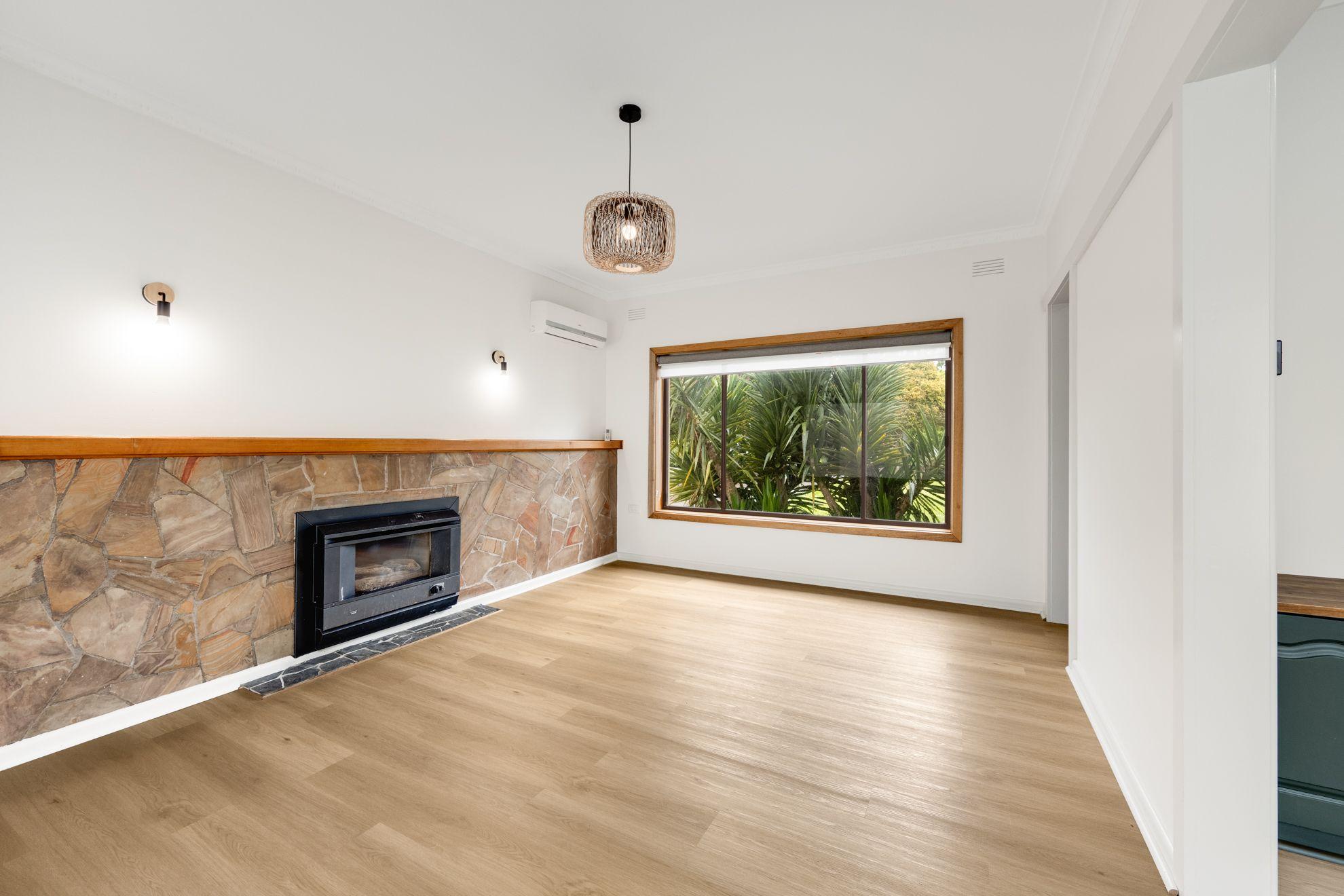 Spacious, Modern & Low Maintenance