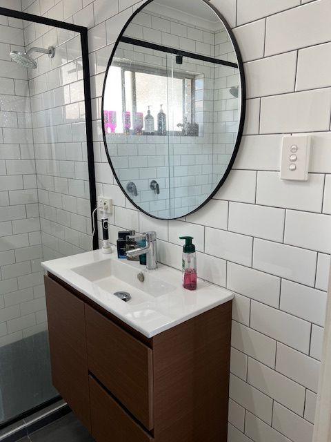 Updated townhouse with 2 living/1 bed or 2 beds/1 living -beachfront location.