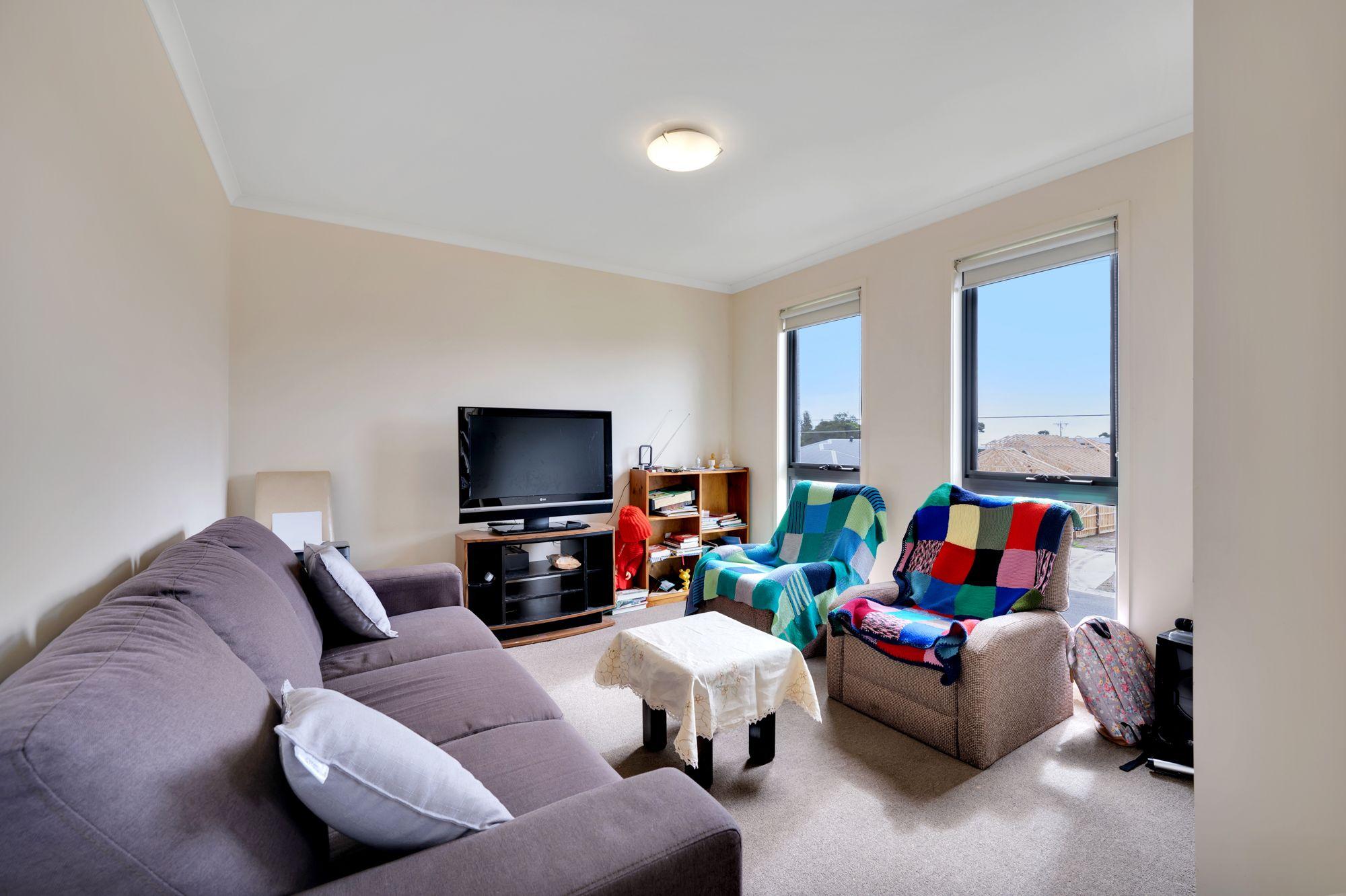 Modern Townhouse in Newhaven