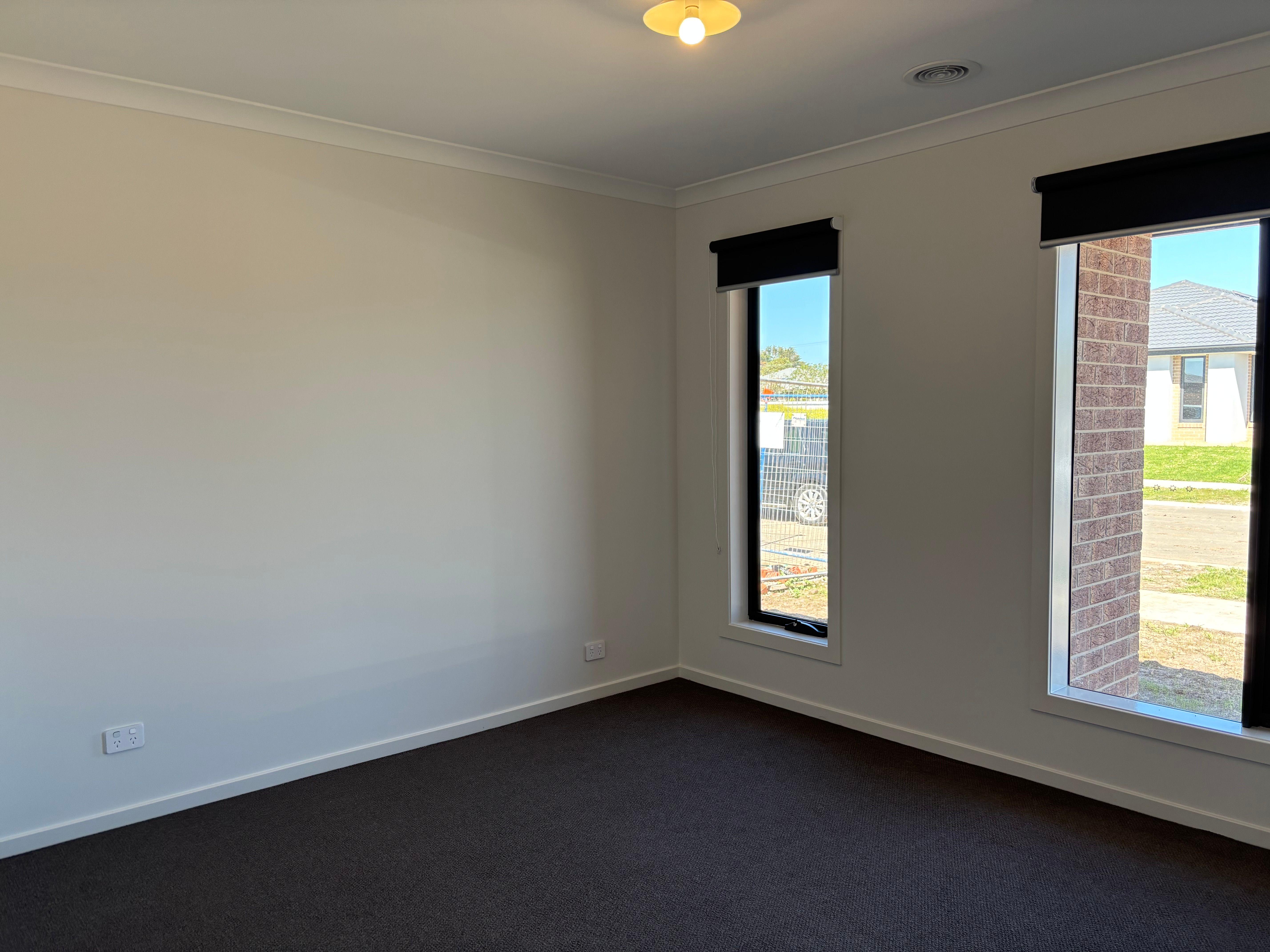 She's a stunner on Sheoak