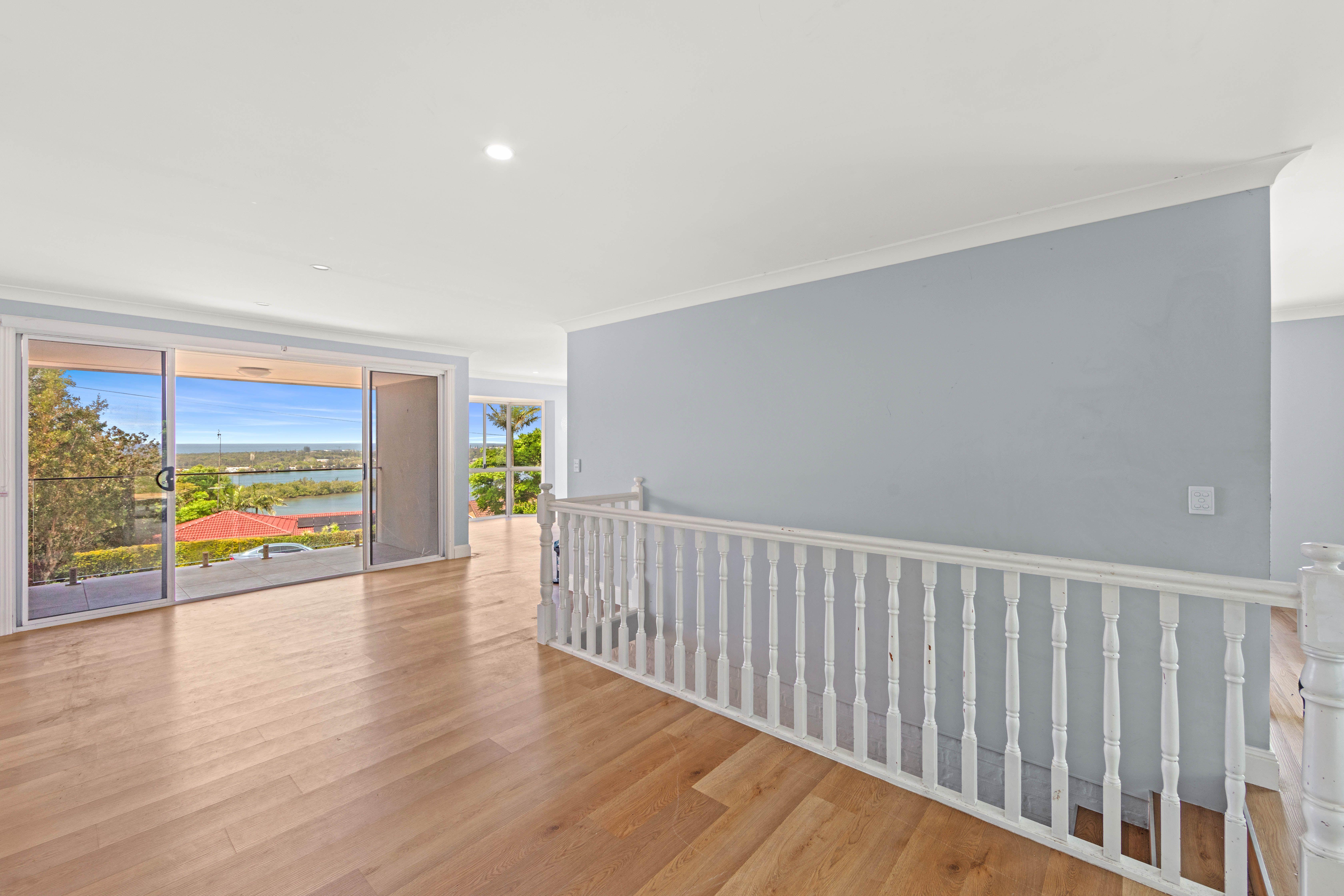 Banora Point Coastal Living