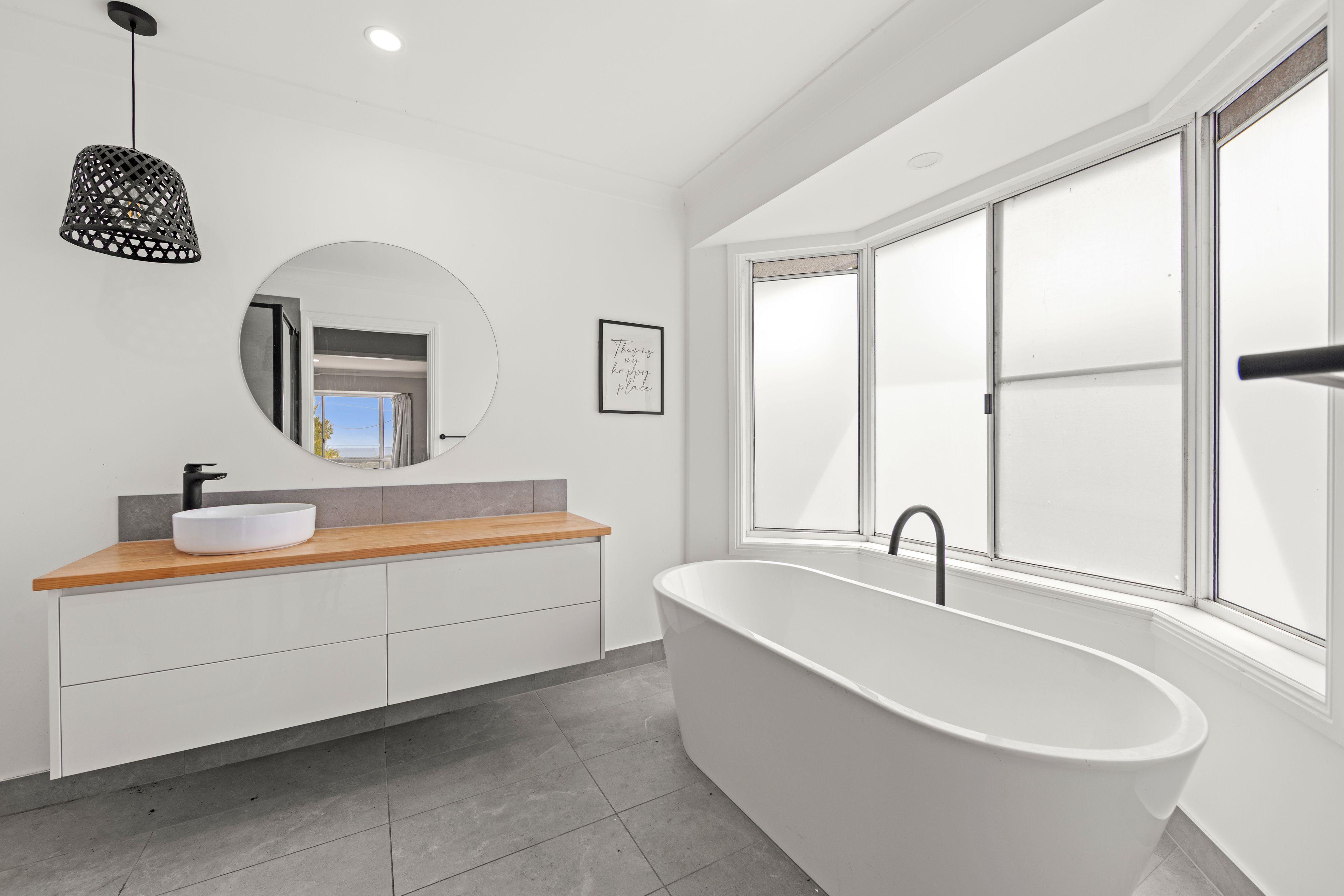 Banora Point Coastal Living