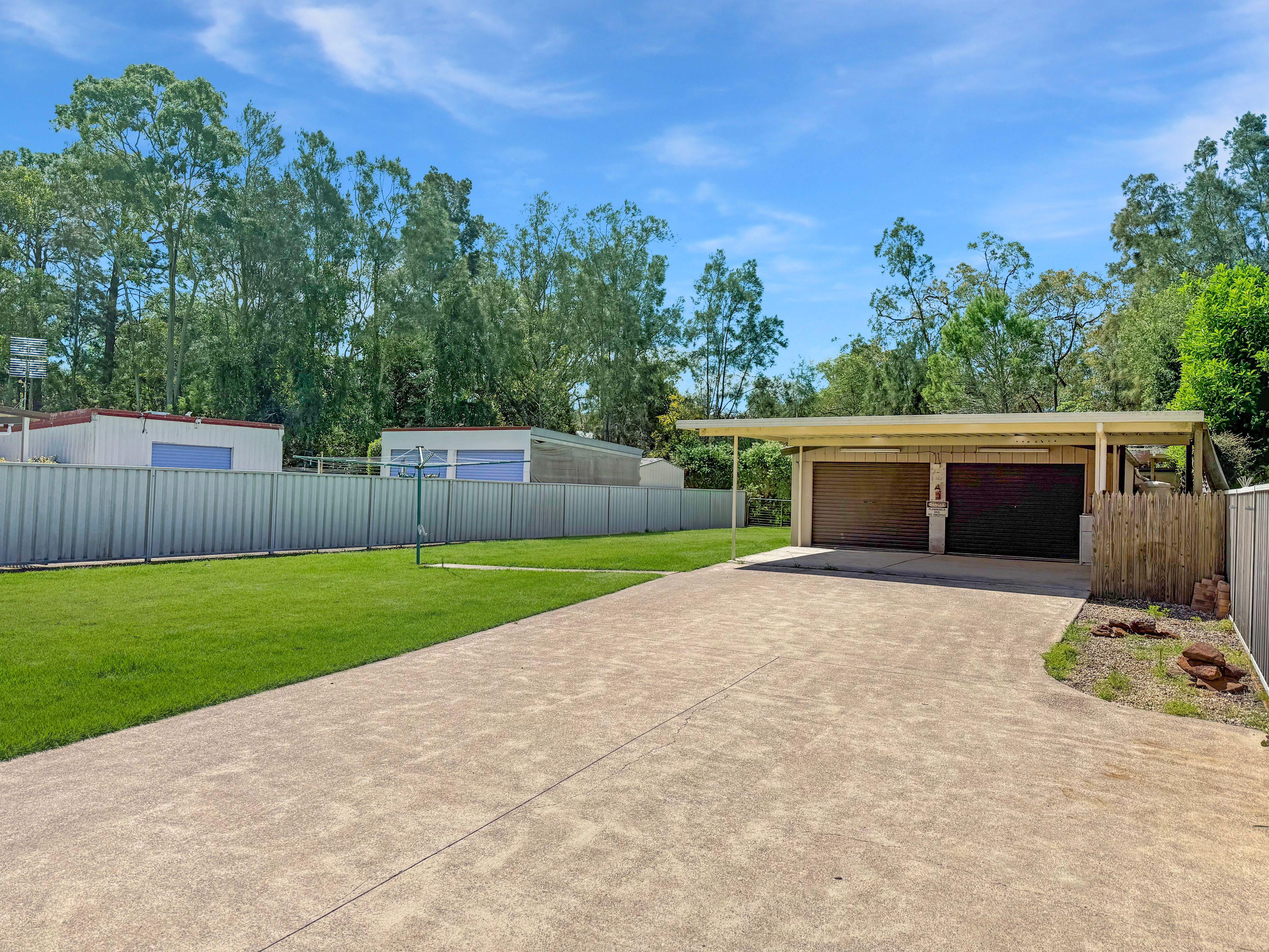 TRADIES DELIGHT! IMMACULATELY PRESENTED HOME