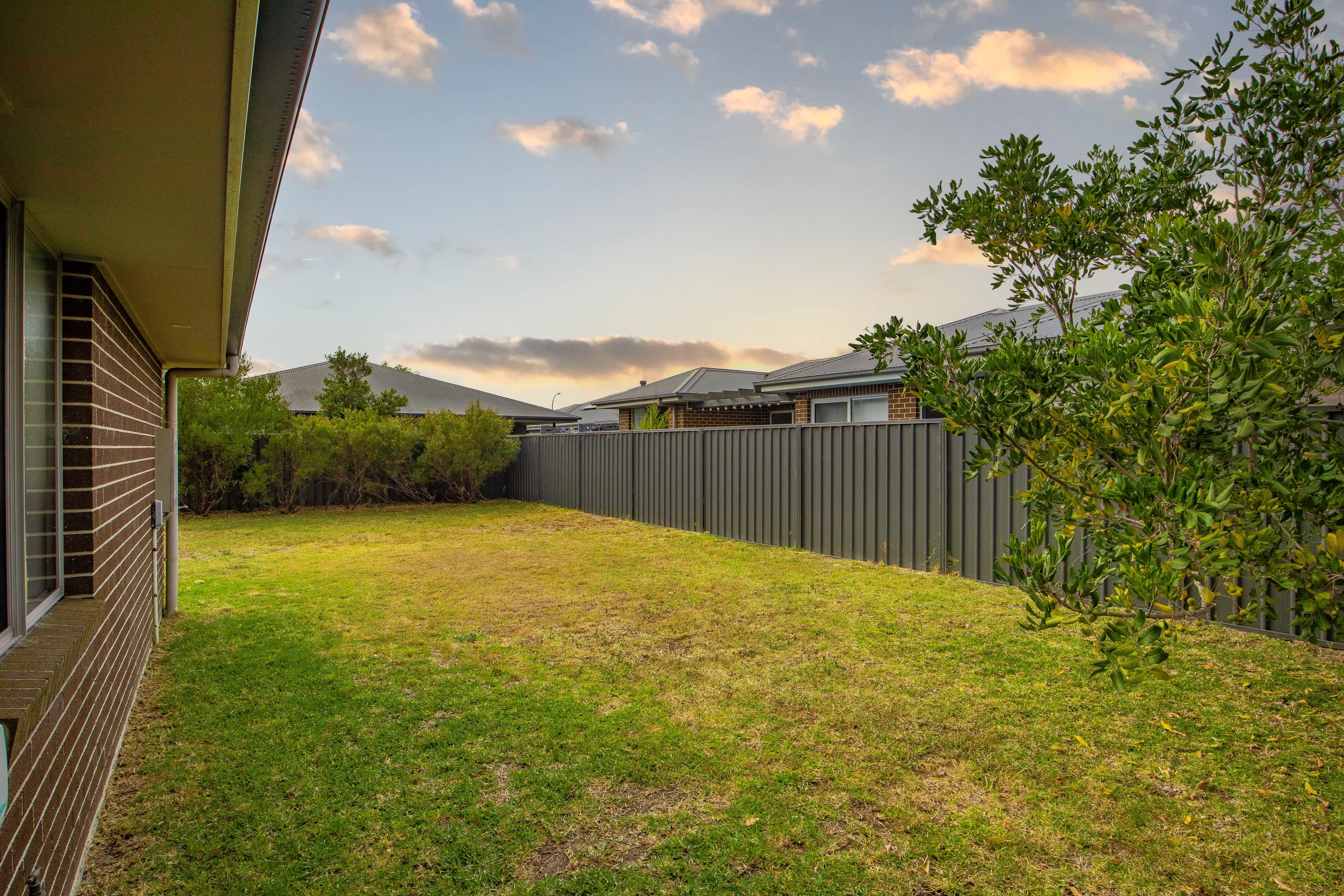 Charming 2 Bedroom in Fern Bay