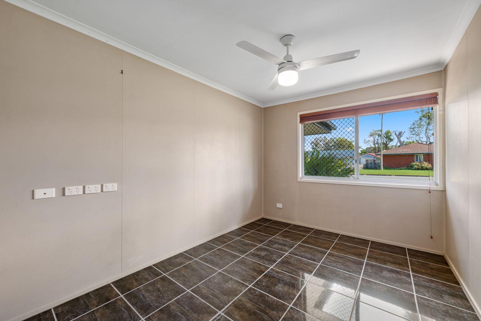 Charming Lowset Home in Deception Bay